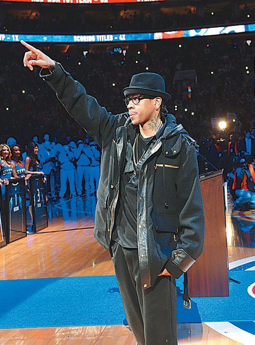 美记：鹈鹕不想直接裁掉锡安，但他最多也就能换个次轮签（美媒称：鹈鹕无意直接裁掉锡安，其交易回报顶多只是一个次轮签）