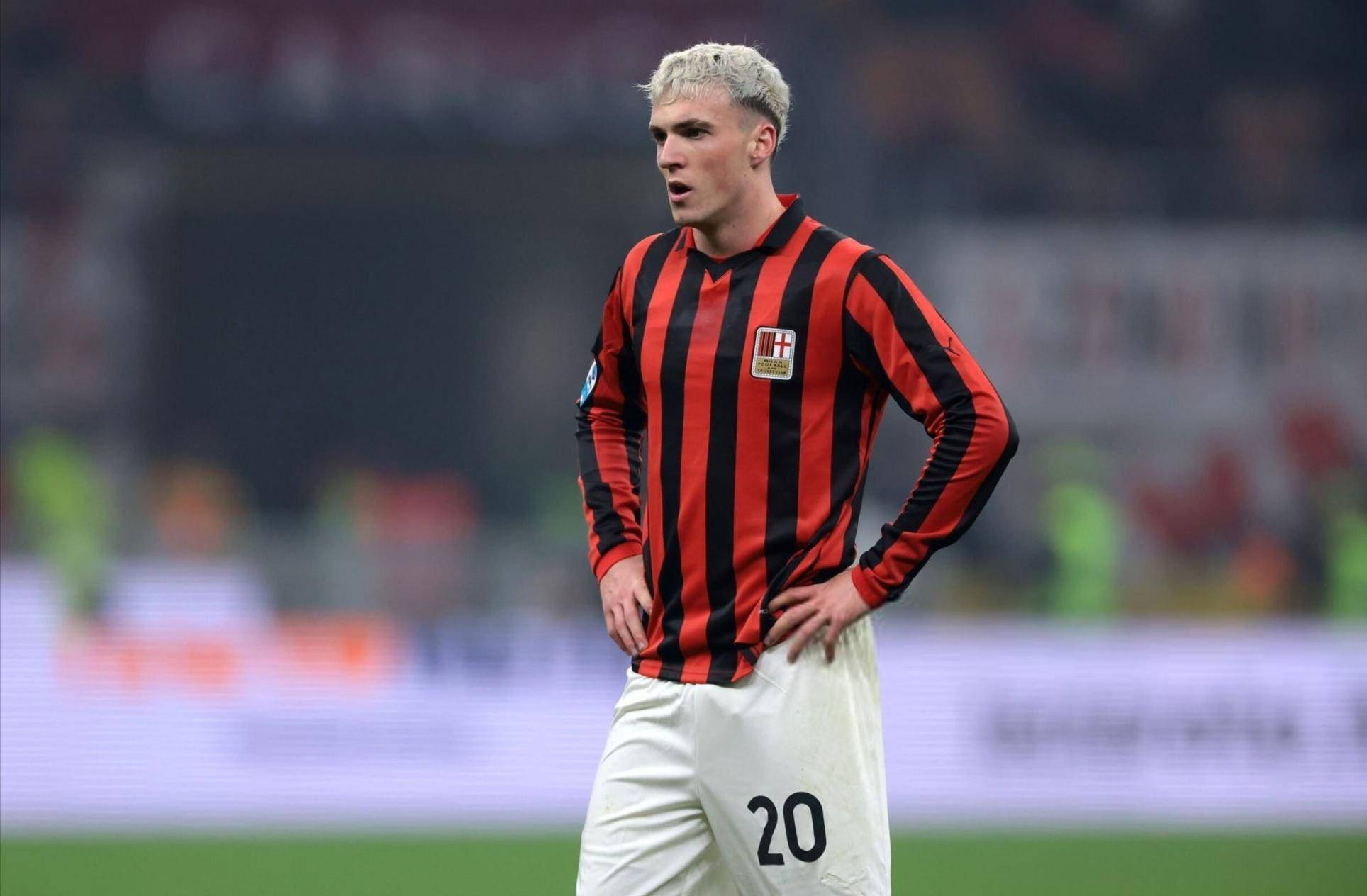 小组赛平均世界排名：荷、日所在F组最高，葡萄牙所在K组最低（各组平均世界排名对比：F组（荷、日）居首，K组（葡萄牙）垫底）