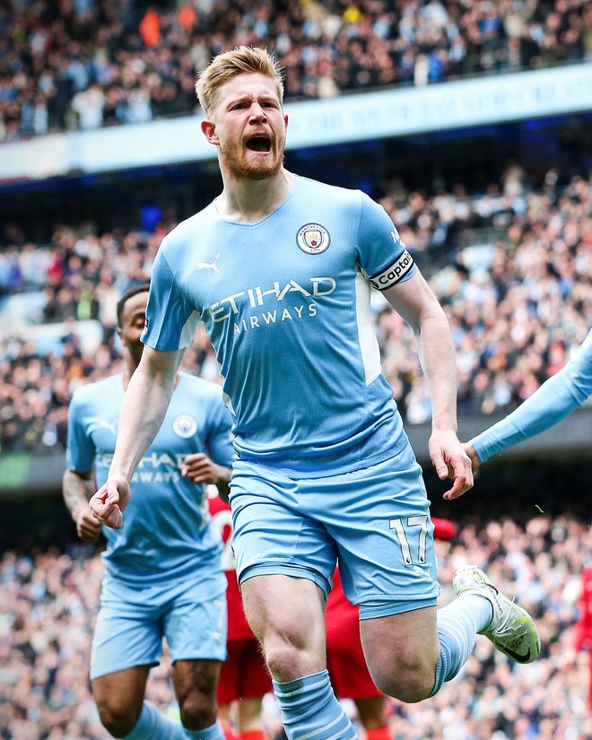 足球报：目前中国足协持证教练总数已突破11.4万